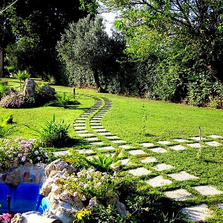 Agriturismo Tenuta Santa Maria Notaresco Exterior foto
