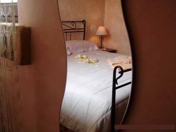 Agriturismo Tenuta Santa Maria Notaresco Zimmer foto